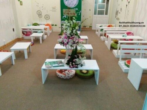 Bàn ghế trà sữa