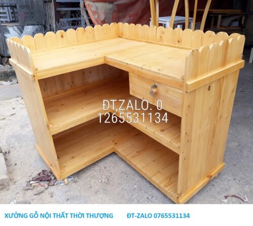 Quầy cà phê gỗ thông đẹp