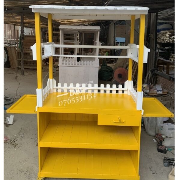 Tủ gỗ bán trà chanh Tây Ninh