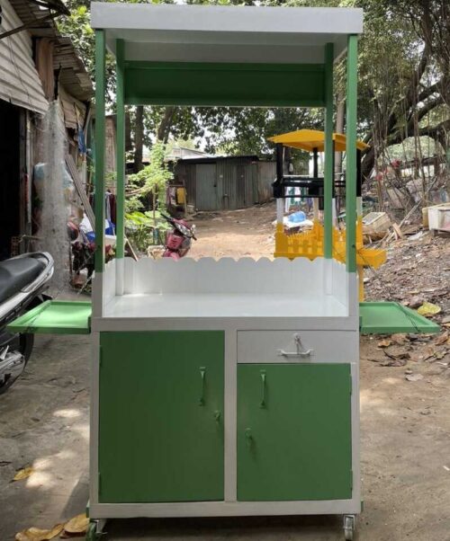 Xe bán sữa tự nấu