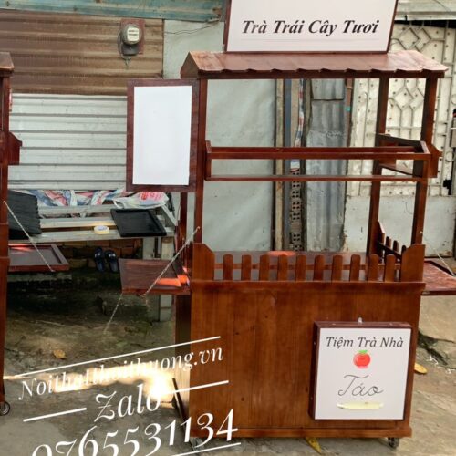 xe bán trà trái cây bằng gỗ