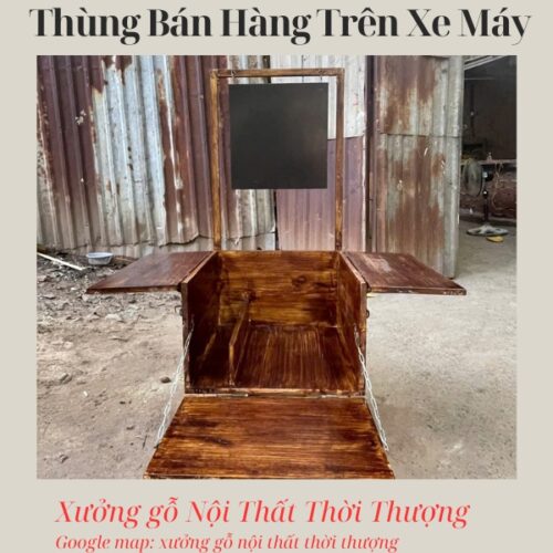 thùng bán hàng trên xe máy